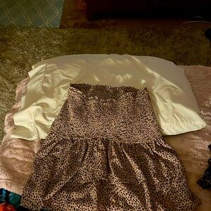 Super cute leopard mini skirt